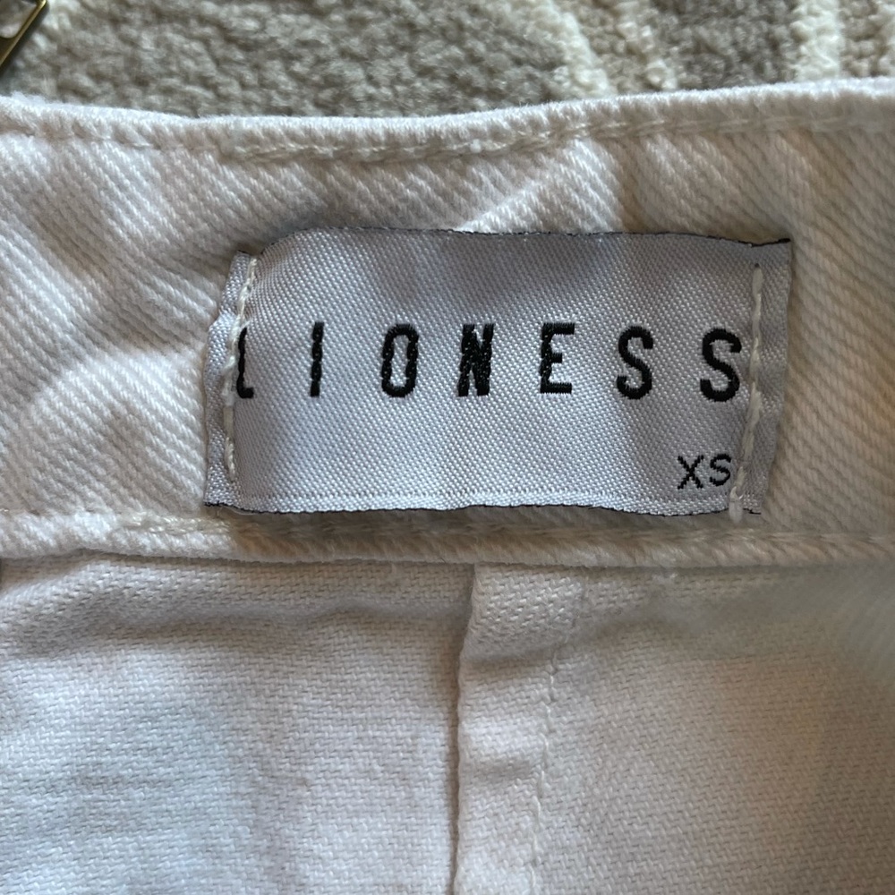 princess polly lioness skirt - Picture 3 of 3